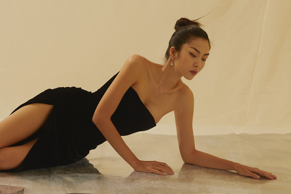 Tăng Thanh Hà trở lại