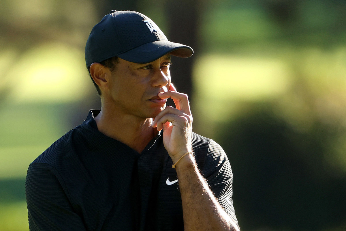 Tiger Woods phẫu thuật lưng, nghỉ ít nhất 2 tháng
