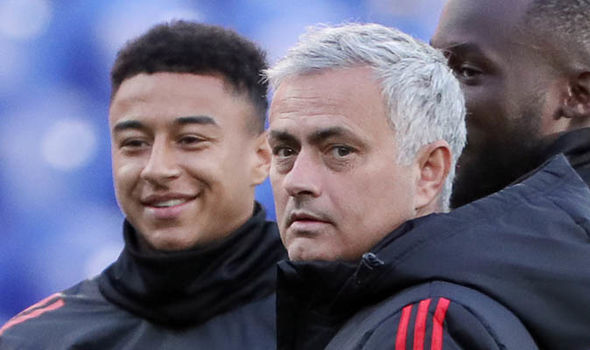 Mourinho ‘giải cứu’ Lingard khỏi MU, Zidane nguy to