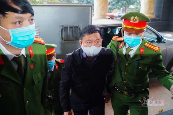 Hoãn xử ông Đinh La Thăng, Trịnh Xuân Thanh vì vắng 