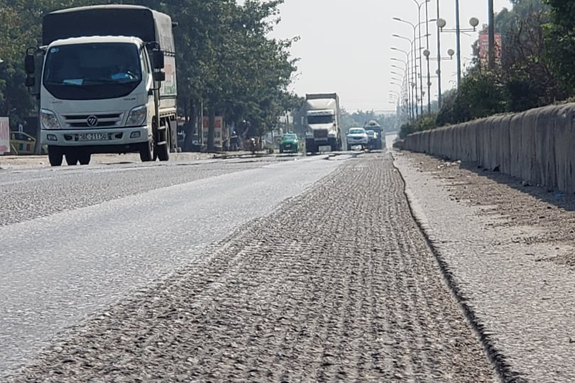Đường tránh BOT Thanh Hoá hằn lún mãi chưa được sửa