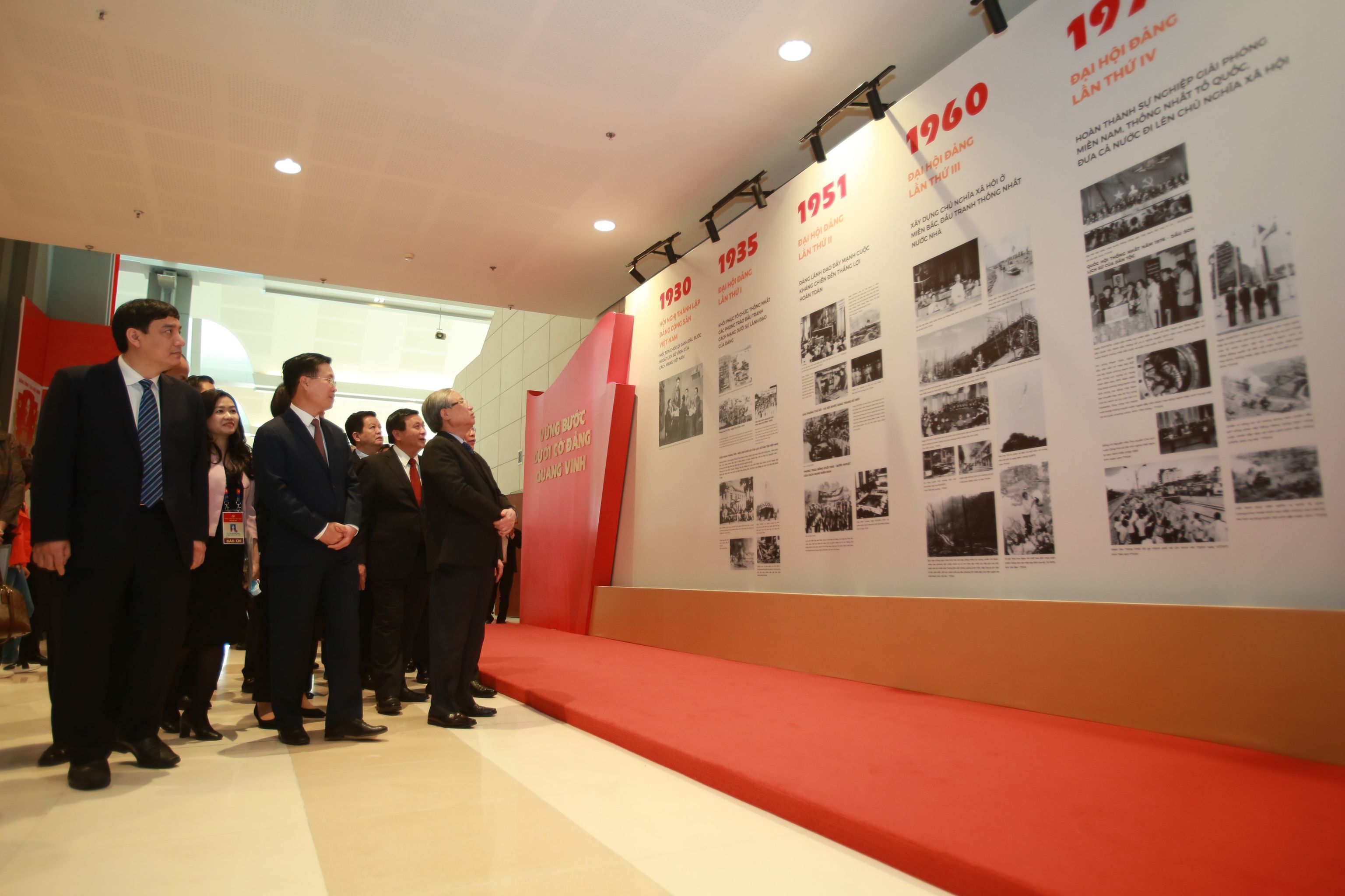 Khai trương trung tâm báo chí Đại hội Đảng phục vụ 500 phóng viên