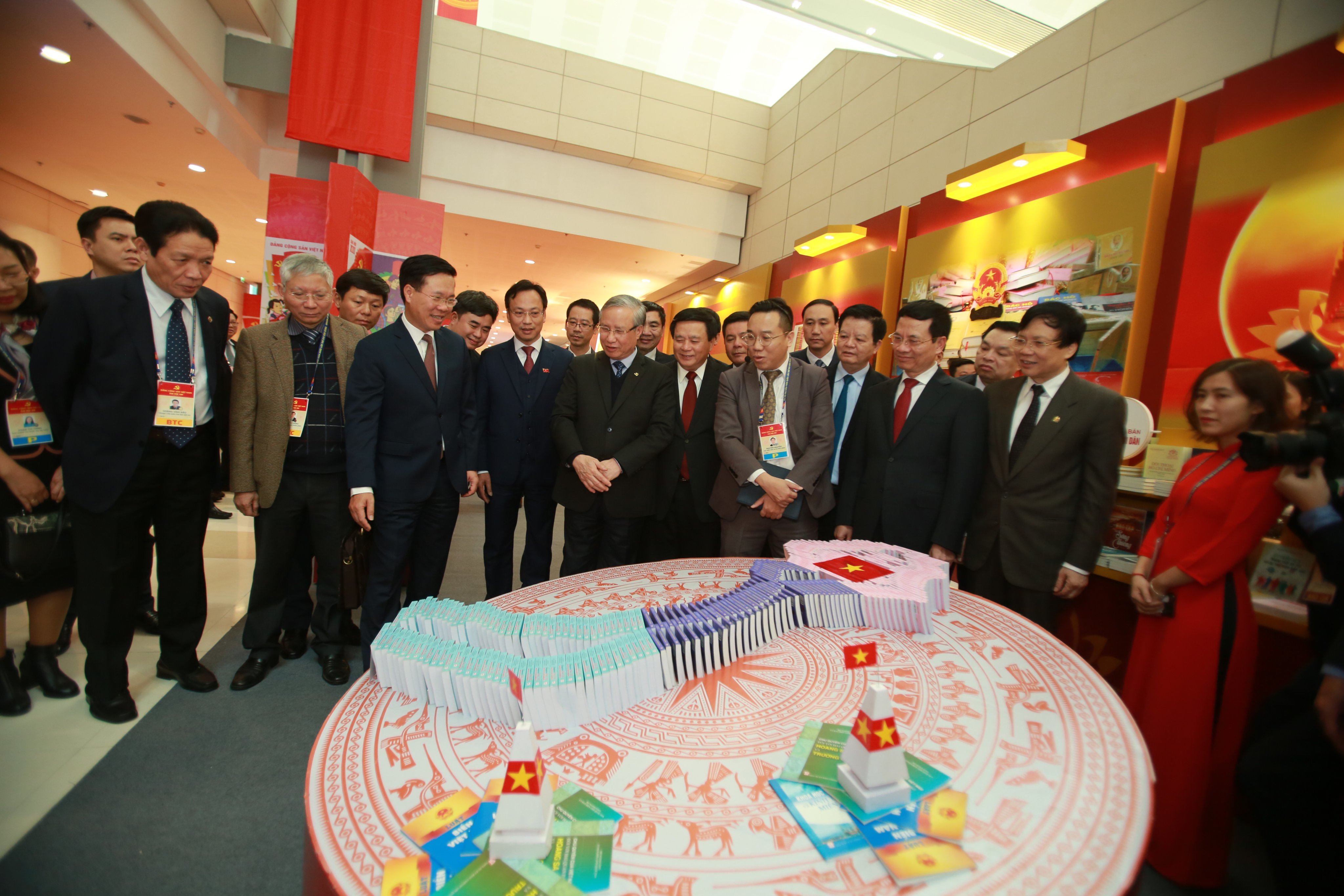 Khai trương trung tâm báo chí Đại hội Đảng phục vụ 500 phóng viên