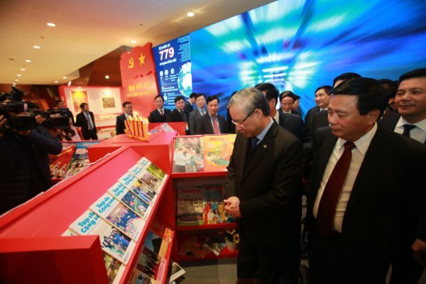 Khai trương trung tâm báo chí Đại hội Đảng phục vụ 500 phóng viên