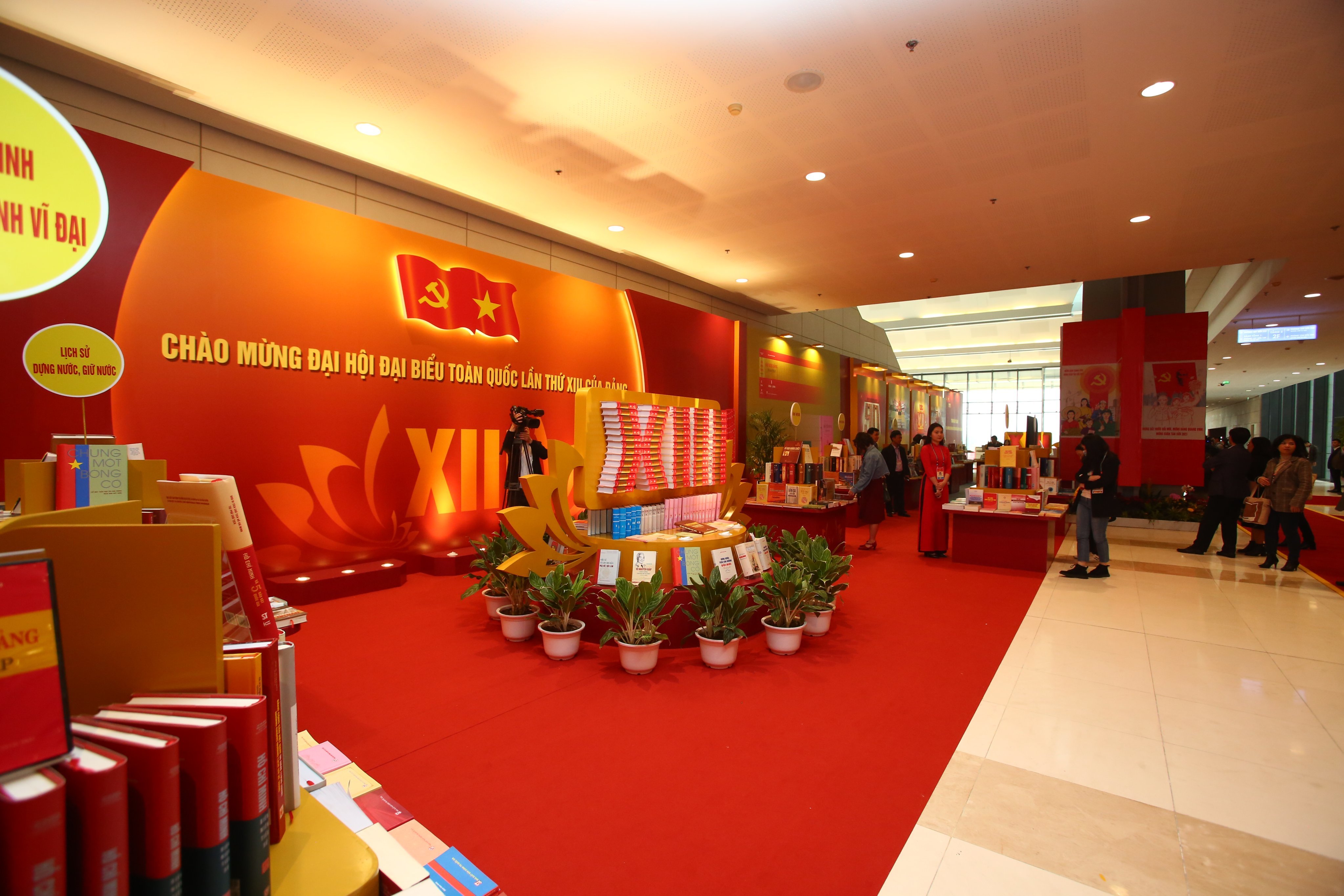 Khai trương trung tâm báo chí Đại hội Đảng phục vụ 500 phóng viên