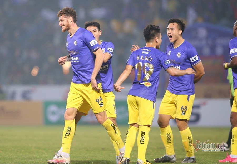 AFC Cup 2021: Hà Nội dễ thở, Sài Gòn gặp khó