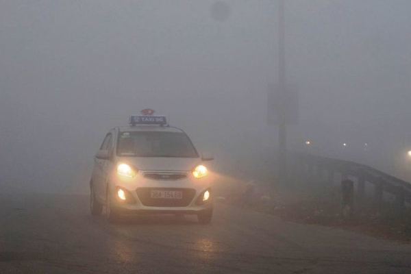 Thig fog affects travel on national highway