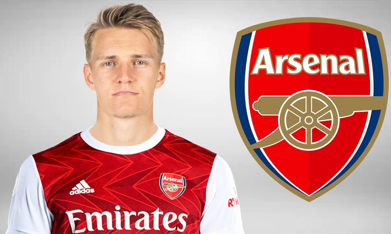 Martin Odegaard bay sang Anh giải cứu Arsenal