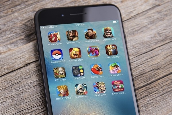 Thu nhập 330 tỷ đồng từ viết app di động có khả thi?