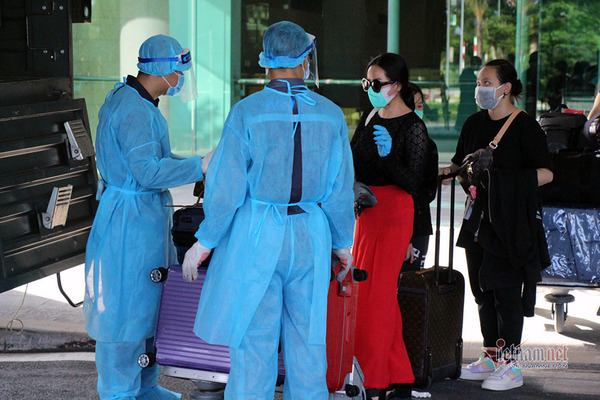 Các tỉnh miền Tây yêu cầu người về từ Hải Dương, Quảng Ninh khai báo y tế