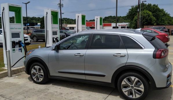 Châu Âu bùng nổ xe điện, Trung Quốc không còn dẫn đầu