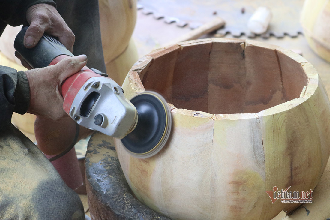 Hậu duệ 9 đời làm trống lý giải bí quyết chọn da trâu