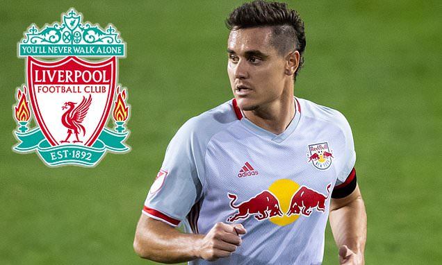 Bão chấn thương bủa vây, Liverpool ký gấp trung vệ