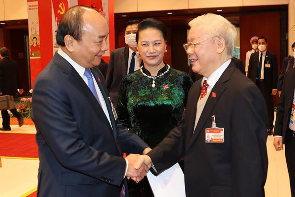 Không để xói mòn các nền tảng vĩ mô đã dày công tạo dựng