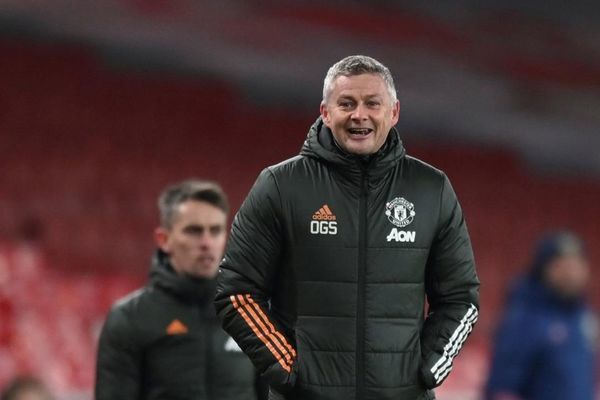 MU bất lực top 6, Solskjaer vẫn hài lòng mới đáng lo