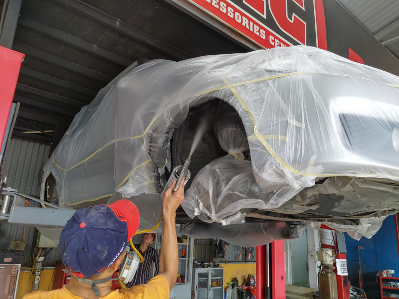 Có nên phủ gầm ô tô chống mùa nồm ẩm miền Bắc?