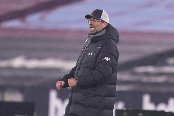 Liverpool trỗi dậy mạnh mẽ, HLV Klopp liên tục 'không thể tin được'