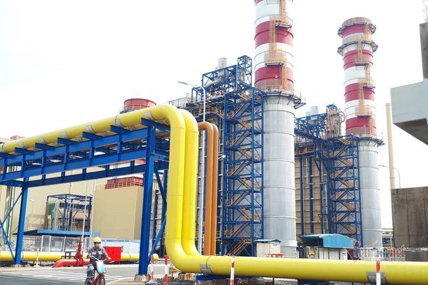 Tens of billions of dollars poured into gas-fired power plants