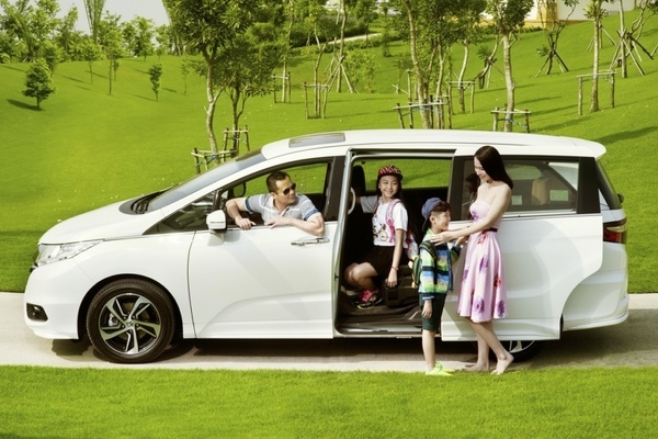 Tết đến rồi, đời có bao lâu mà không sắm ô tô