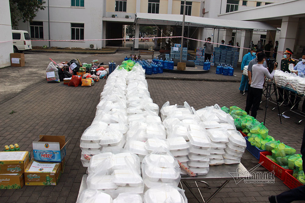 Bên trong khu cách ly gần 900 trường hợp F1 ở thành phố Chí Linh