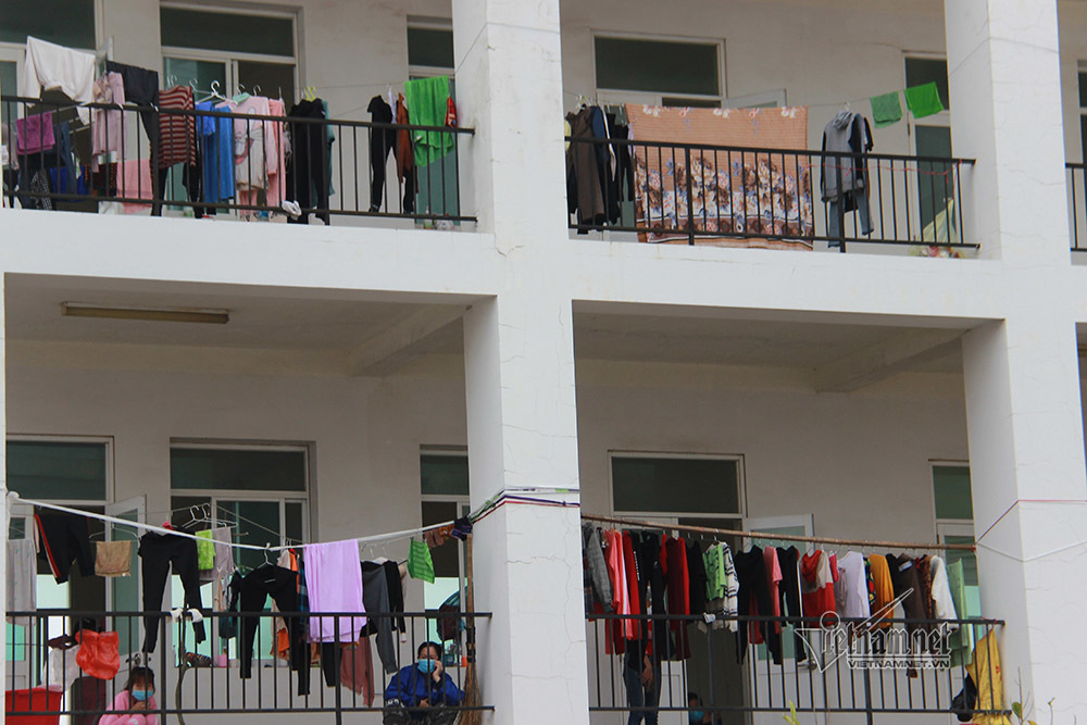 Bên trong khu cách ly gần 900 trường hợp F1 ở thành phố Chí Linh