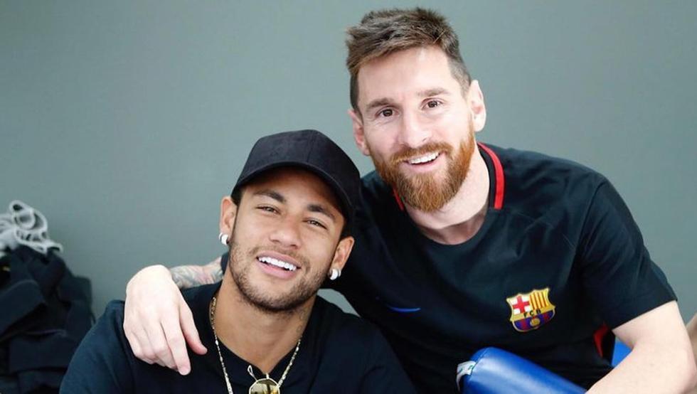 Neymar khóc, viết tâm thư khi lỡ đại chiến với Barca