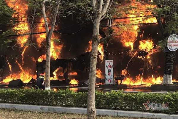 Hải Phòng: Cháy lớn tại quán karaoke MJM