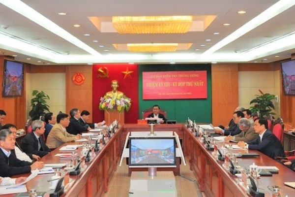 Ủy ban Kiểm tra Trung ương họp kỳ đầu tiên bầu Phó Chủ nhiệm