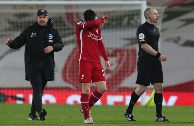 ‘Liverpool bị loại khỏi cuộc đua vô địch Premier League’