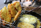 Fried banana pancakes a perfect winter warmer in Hanoi