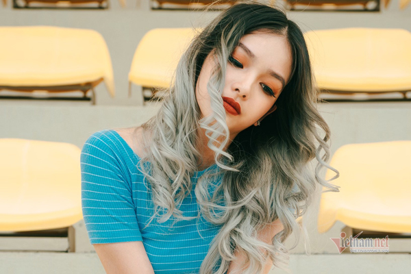 Con gái ca sĩ Thuỳ Dung xinh đẹp cá tính