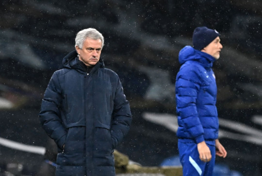 Mourinho: ‘Thua Chelsea như thế này quả là đau’