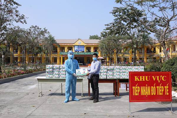 45.000 hộp sữa Vinamilk hỗ trợ trẻ em cách ly tại Hà Nội, Hải Dương, Hải Phòng