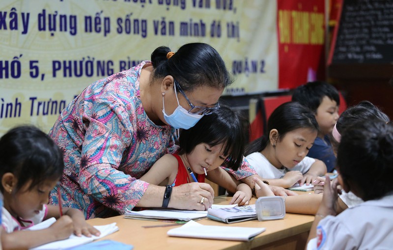 'Ngoại Thủy' của những trẻ em nghèo ở Sài Gòn