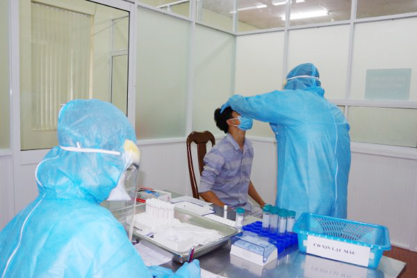 77 nhân viên y tế Bệnh viện Quân y 175 âm tính nCoV
