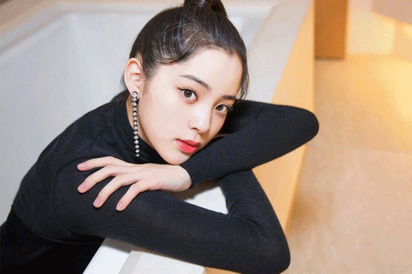 'Công chúa Cello' Âu Dương Na Na sở hữu gia tài triệu đô ở tuổi 21