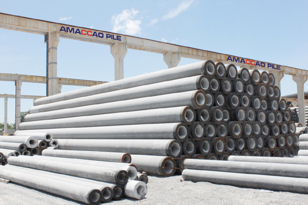 Lần đầu tiên Việt Nam xuất khẩu cọc bê tông ra nước ngoài