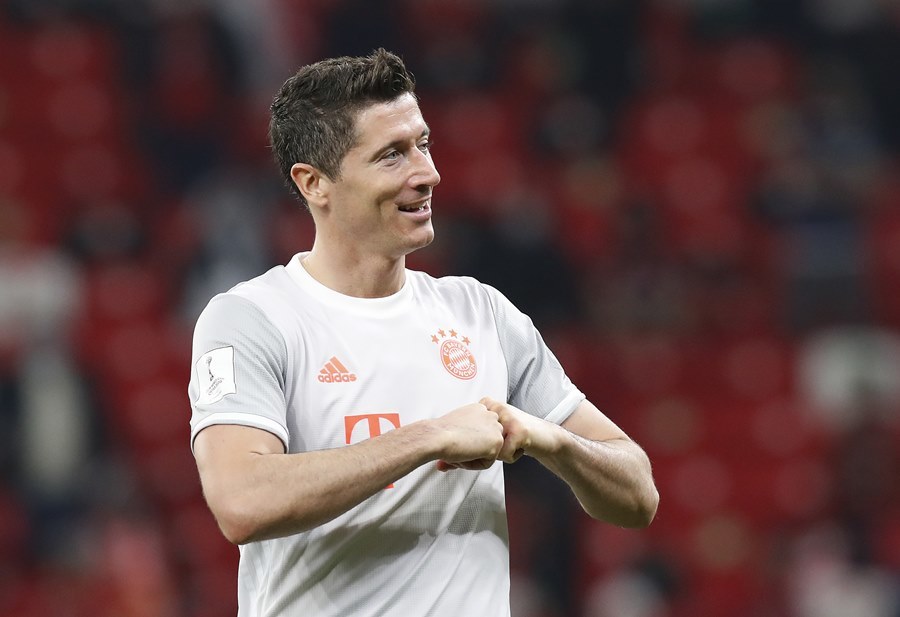 Lewandowski thăng hoa, Bayern vào chung kết FIFA Club World Cup