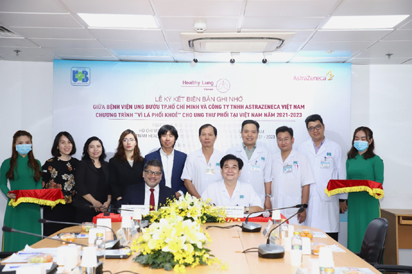 Hợp tác nâng cao chất lượng điều trị ung thư phổi tại Việt Nam