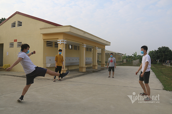 Trung đoàn trưởng kể chuyện dở khóc dở cười trong khu cách ly