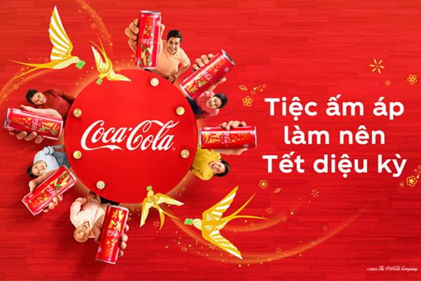 Nỗ lực nối dài những cái Tết diệu kỳ của Coca-Cola