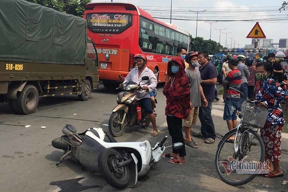 16 người chết do TNGT trong ngày thứ hai kỳ nghỉ Tết 2021