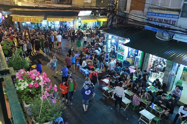 Tản mạn kinh tế vỉa hè