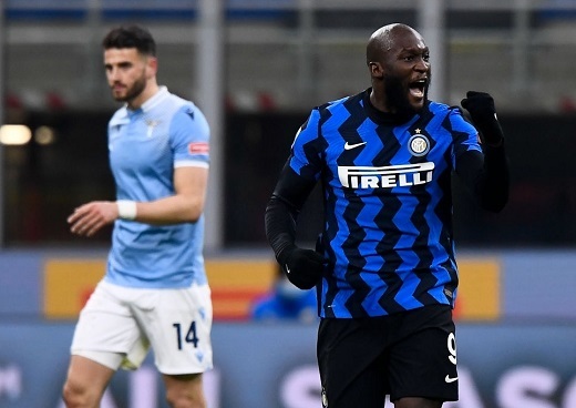 Lukaku thăng hoa, Inter Milan lên đỉnh Serie A