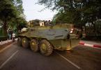 Quân đội Myanmar điều động xe bọc thép đối phó người biểu tình