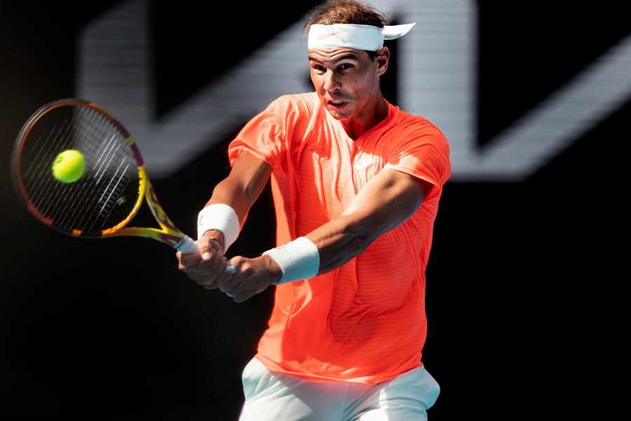 Nadal dạo chơi lấy vé tứ kết Úc Mở rộng