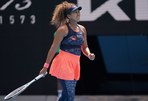 Naomi Osaka lấy vé bán kết Australian Open dễ như đi dạo