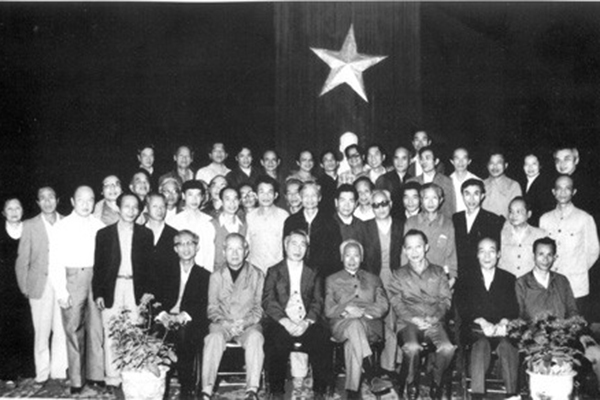 Nguyễn Cơ Thạch – Bậc thầy về nghiên cứu, tham mưu chiến lược, năng động, sắc bén trong hành động thực tiễn
