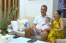 Foreigners celebrate Tet in Vietnam