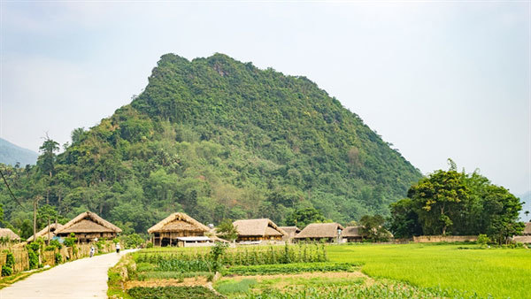 Discovering peaceful Tha Village in Ha Giang